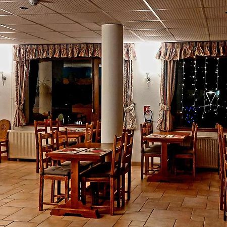 Hotel Les Bruyeres Альп-д'Юэз Экстерьер фото